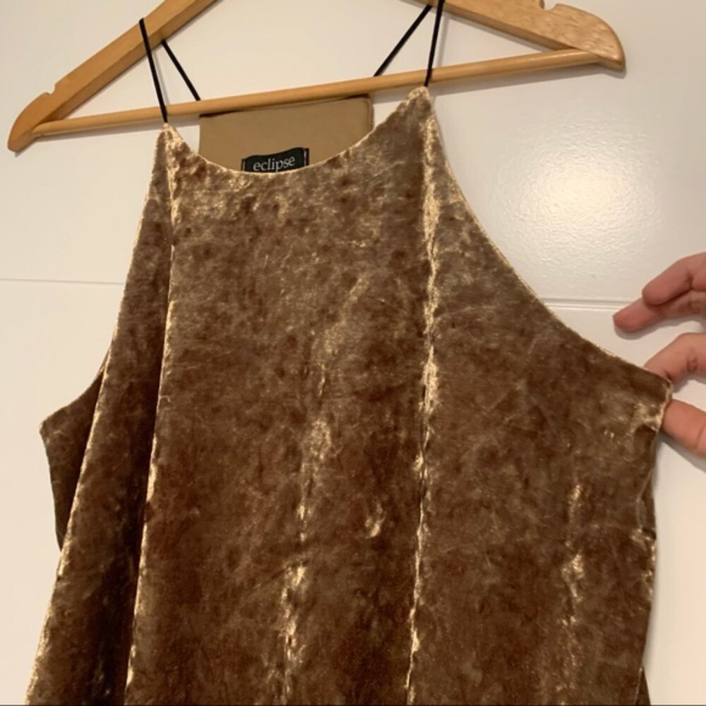 Eclipse | Velvet Tank Top - Picture 3 of 12